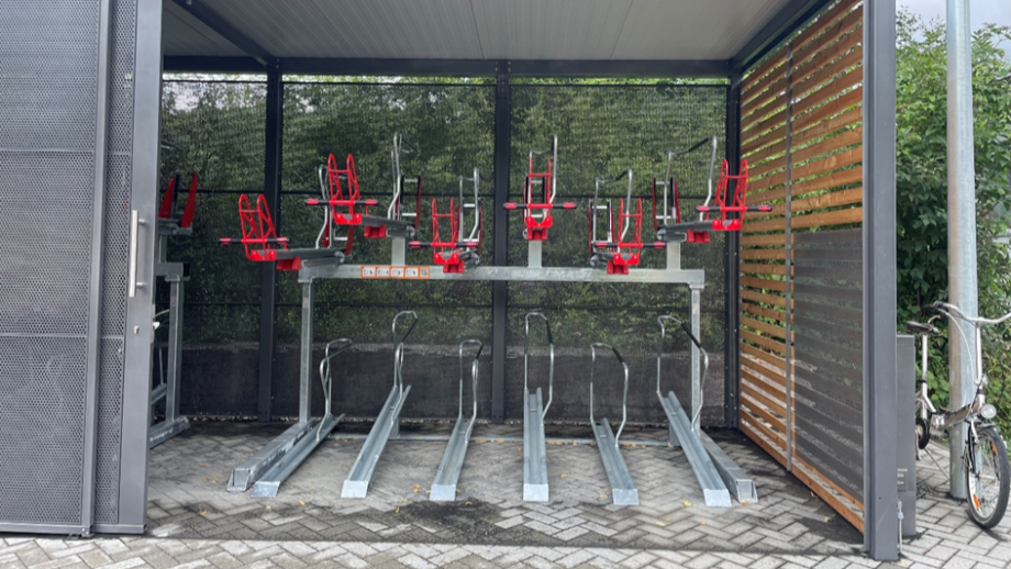 Bike+Ride-Station am Bahnhof Lödingsen