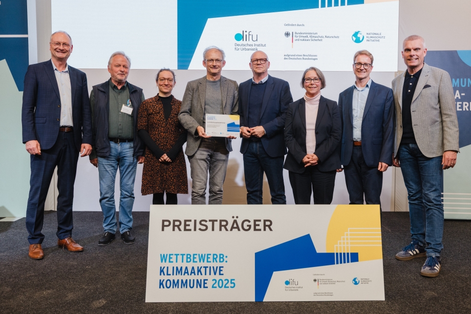 Die Landeshauptstadt Kiel hat mit ihrem Projekt „Serielle Kerndämmung in Denkmal-Siedlung“ gewonnen