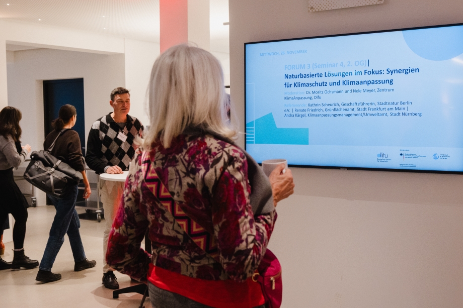 Drei parallele Fachforen am Vormittag des zweiten Konferenztages