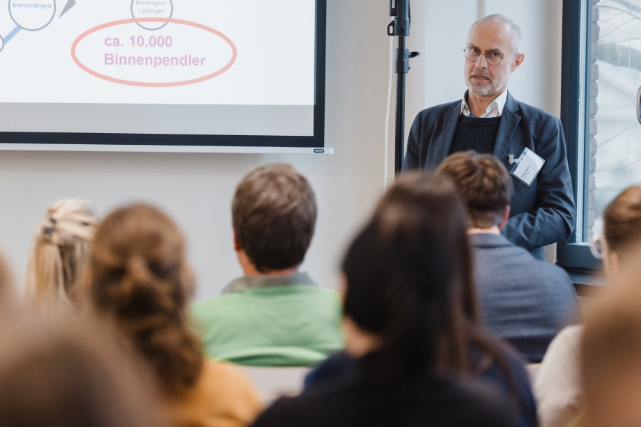 Forum 1: Klimaschutz sozial gestalten: Kommunale Impulse für eine gerechte Teilhabe. Referent Oliver Bock, Stadt Tuttlingen, Abteilungsleitung Stadtplanung und Mobilität