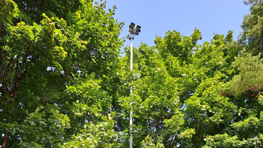 LED-Leuchten am Sportplatz Pohlhausen
