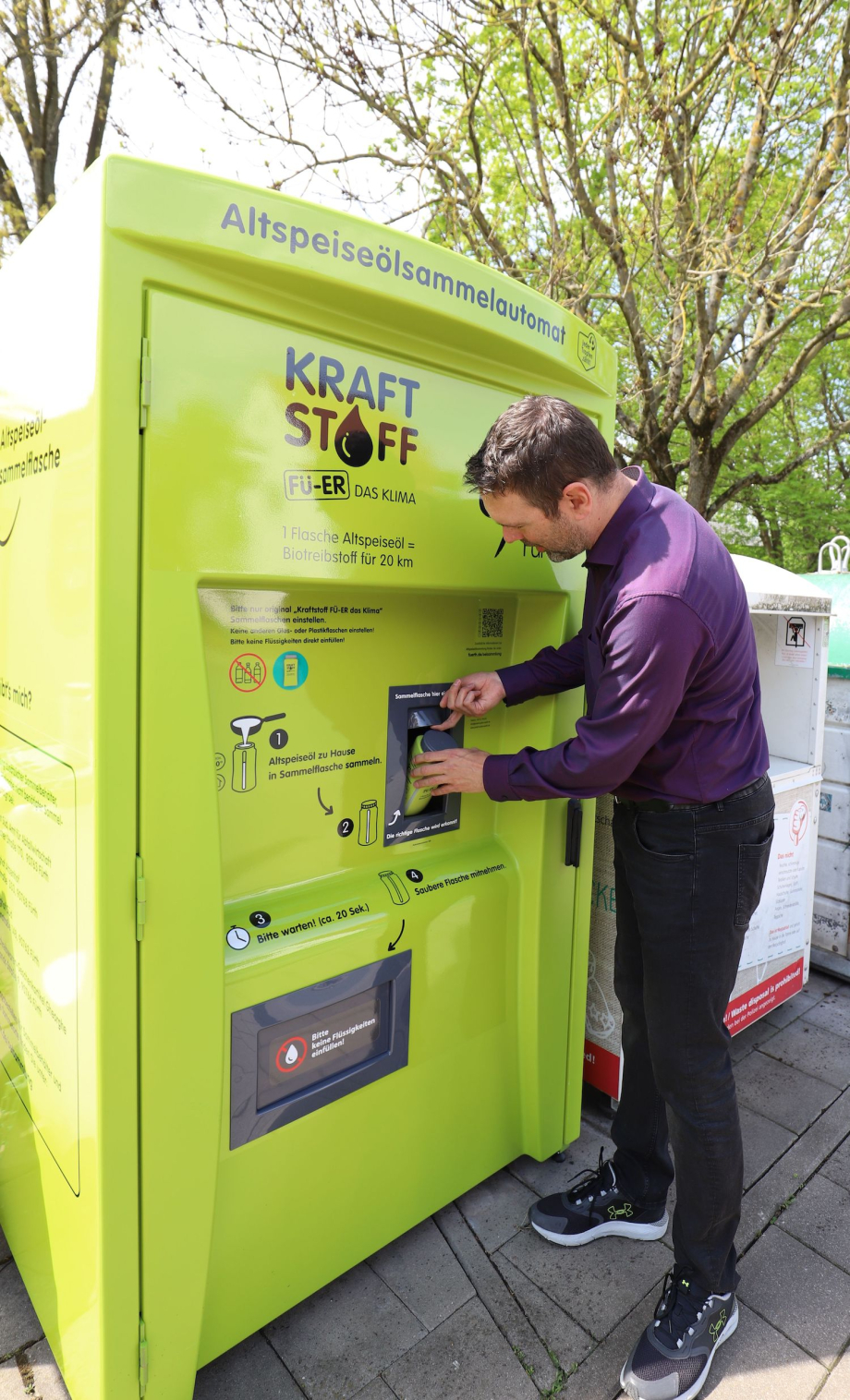 Ein Sammelautomat für Altspeiseöl