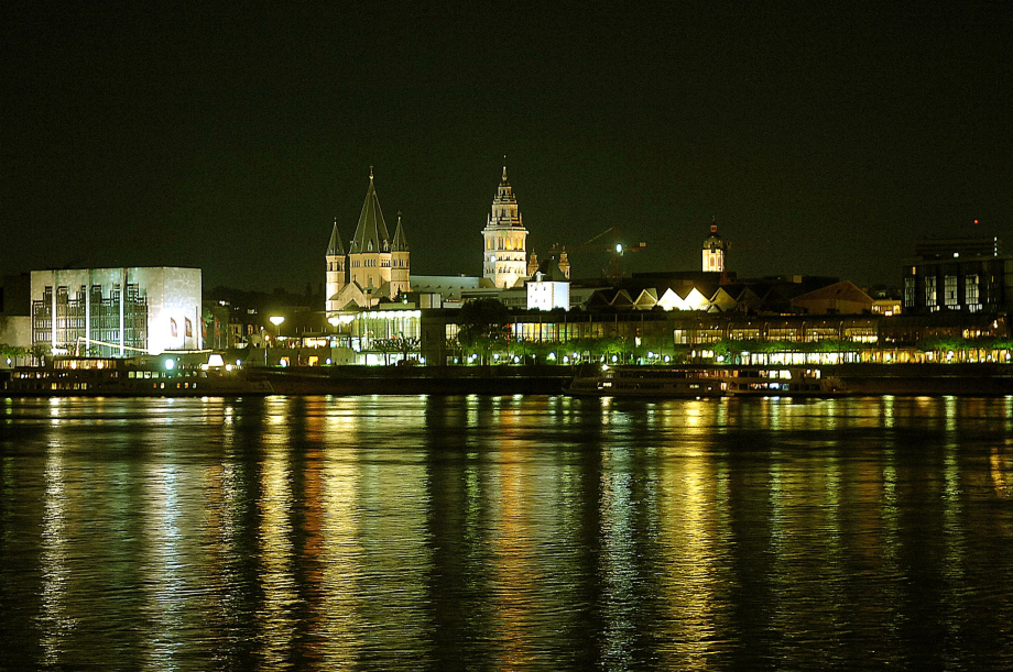 Mainz bei Nacht