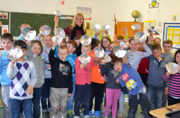 Mittelstrimmig Gruppenbild	Klimaschutzwerkstatt vor Ort: Grundschüler aus Mittelstrimmig werden stark gemacht für den Klimaschutz