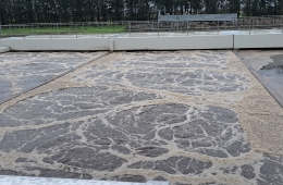 Biologiebecken in der Kläranlage Husum