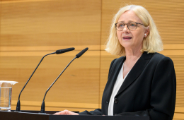 Cornelia Rösler, Leiterin Bereich Umwelt am Deutschen Istitut für Urbanistik auf der Bühne