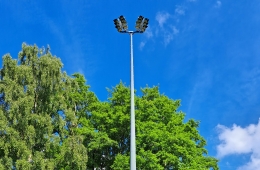 LED-Leuchten am Sportplatz Dabringhausen