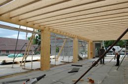 Turnhalle aus Holz