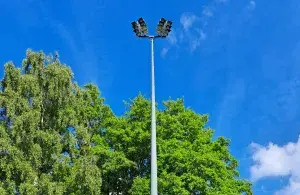 LED-Leuchten am Sportplatz Dabringhausen